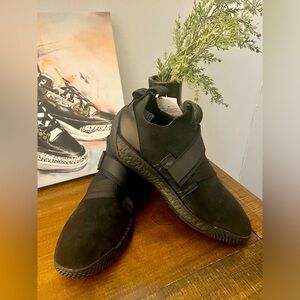 Adidas - James Harden LS2 Buckle Sneaker